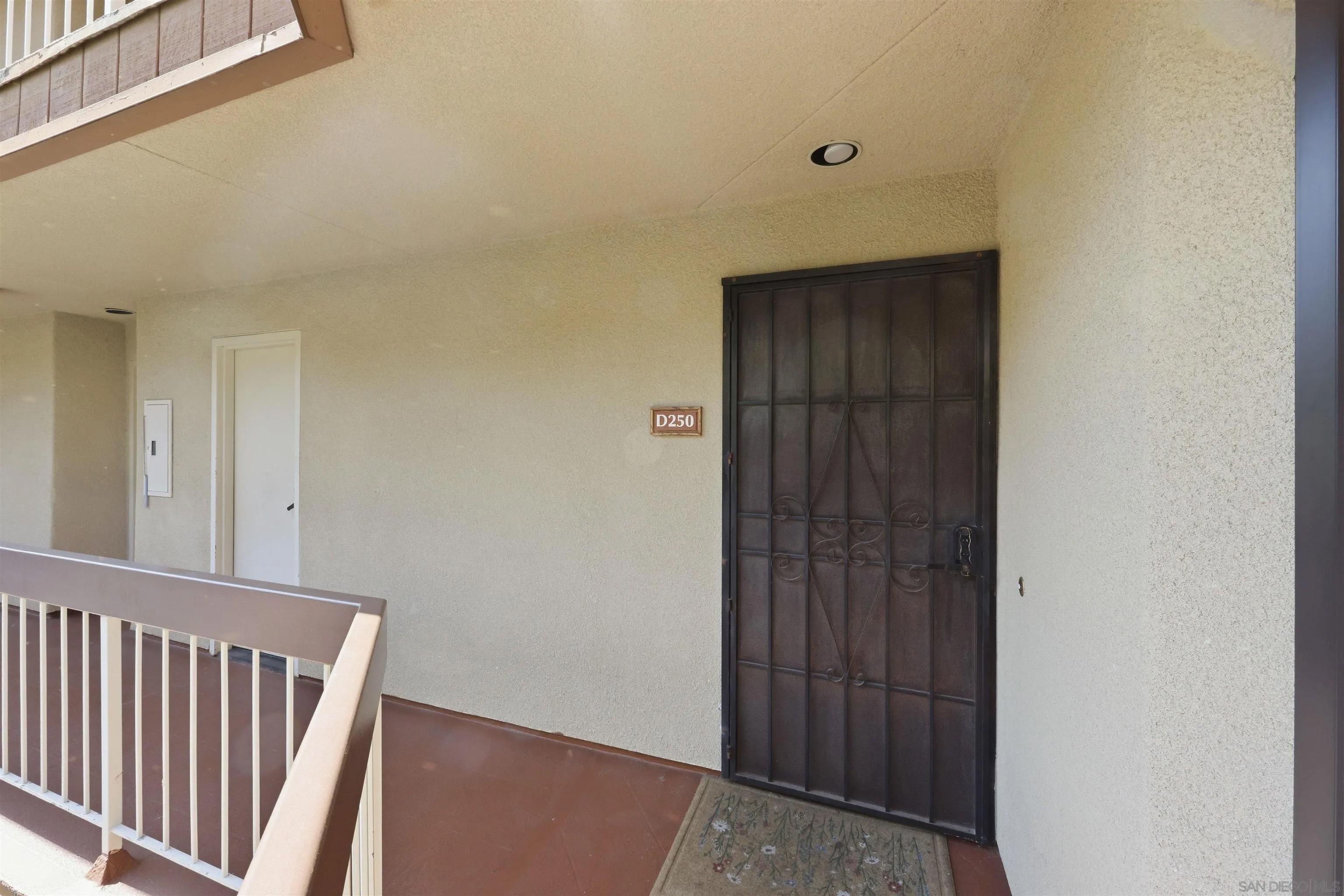 7245 Navajo D250