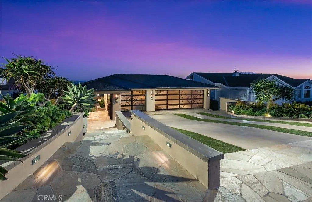 26 S La Senda Drive