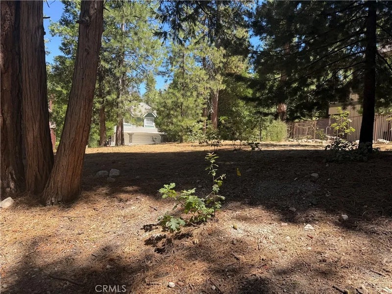 27586 Meadow Bay
