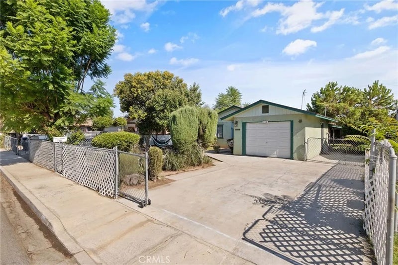 1132 W Prospect
