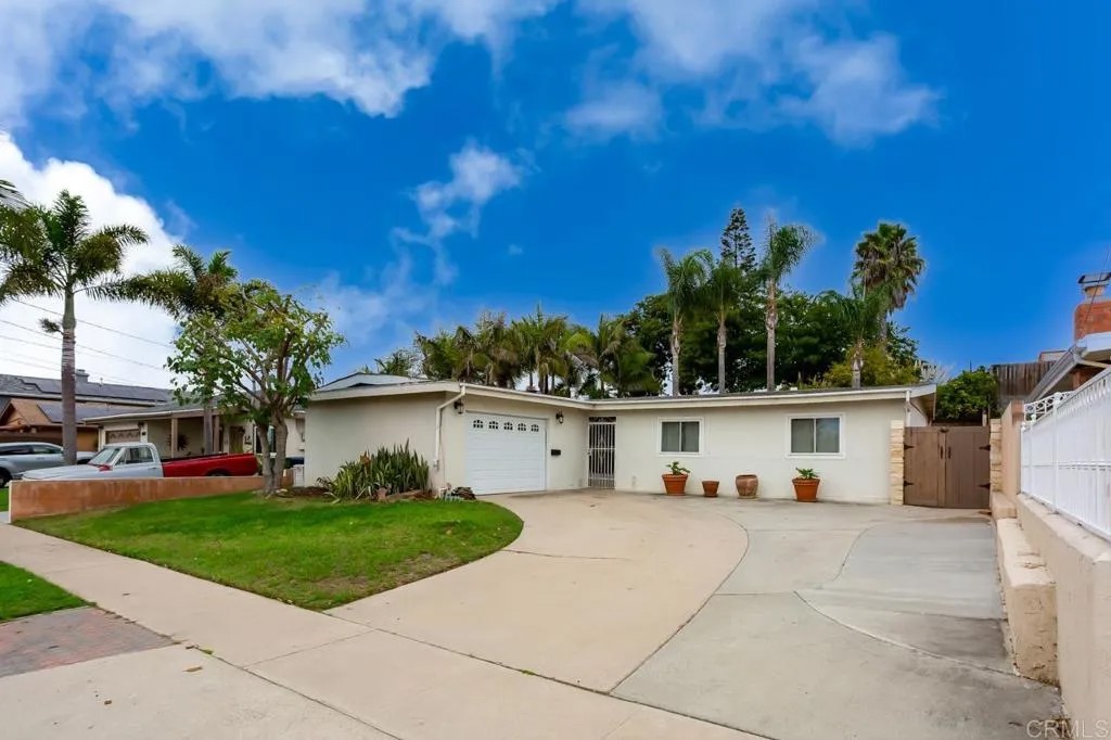 1169 Oasis Ave