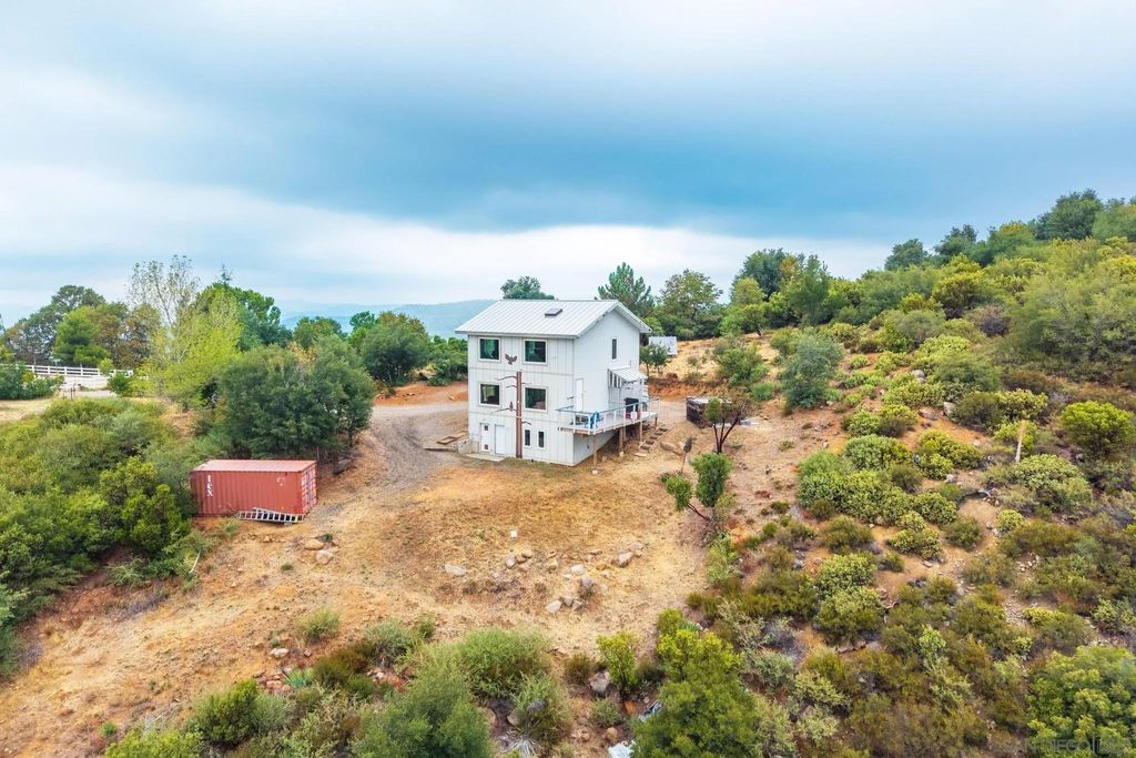 Photo of 7904 Engineers Rd, Julian, CA 92036 (MLS # 250038891)