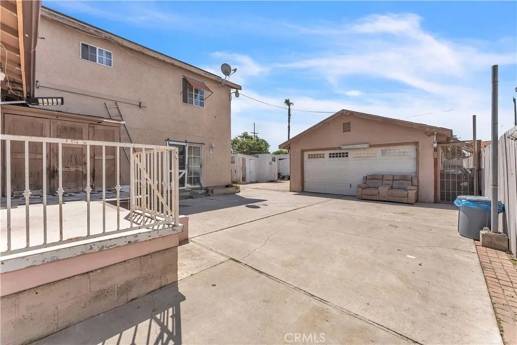 Photo of 1208 E 3rd ST, Santa Ana, CA 92701 (MLS # PW26104620)