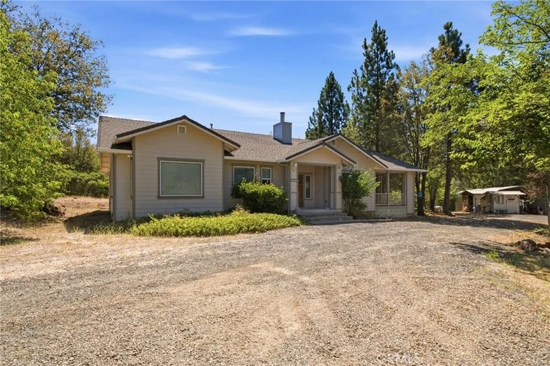 29529 CA 299 East