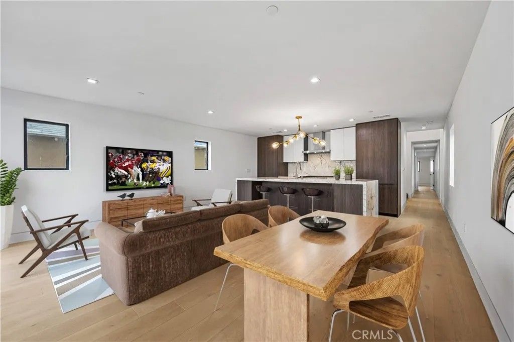 Photo of 121 39th Street #B, Newport Beach, CA 92663 (MLS # NP25271648)