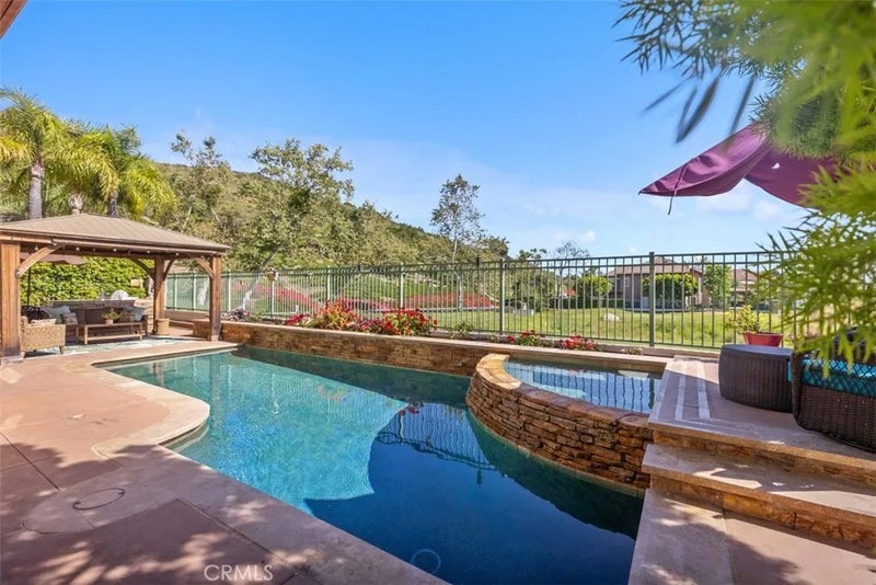 71 Golf Ridge Drive