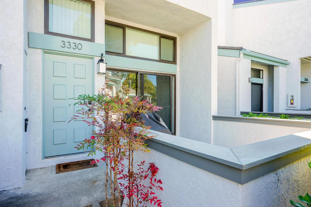 Photo of 3330 Via Alicante, La Jolla, CA 92037 (MLS # 250040742)