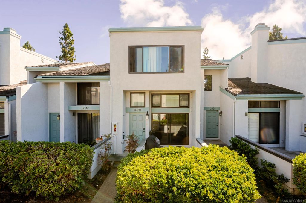 Photo of 3330 Via Alicante, La Jolla, CA 92037 (MLS # 250040742)