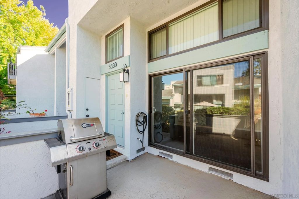 Photo of 3330 Via Alicante, La Jolla, CA 92037 (MLS # 250040742)