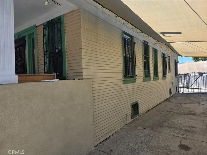 1472 E 23rd