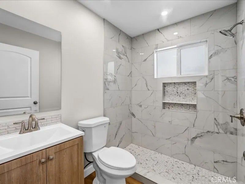 11822 Rialto