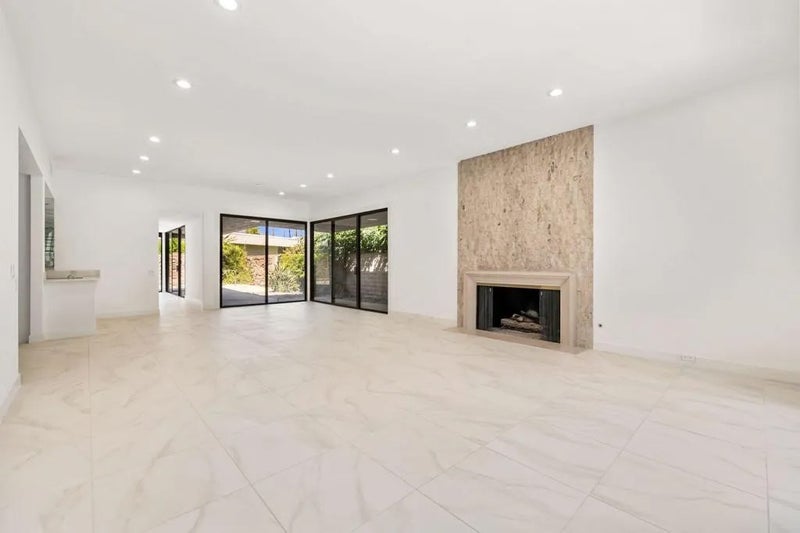 5 Dartmouth Drive