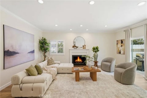 Photo of 1433 S Beverly Drive, Los Angeles, CA 90035 (MLS # BB26058605)