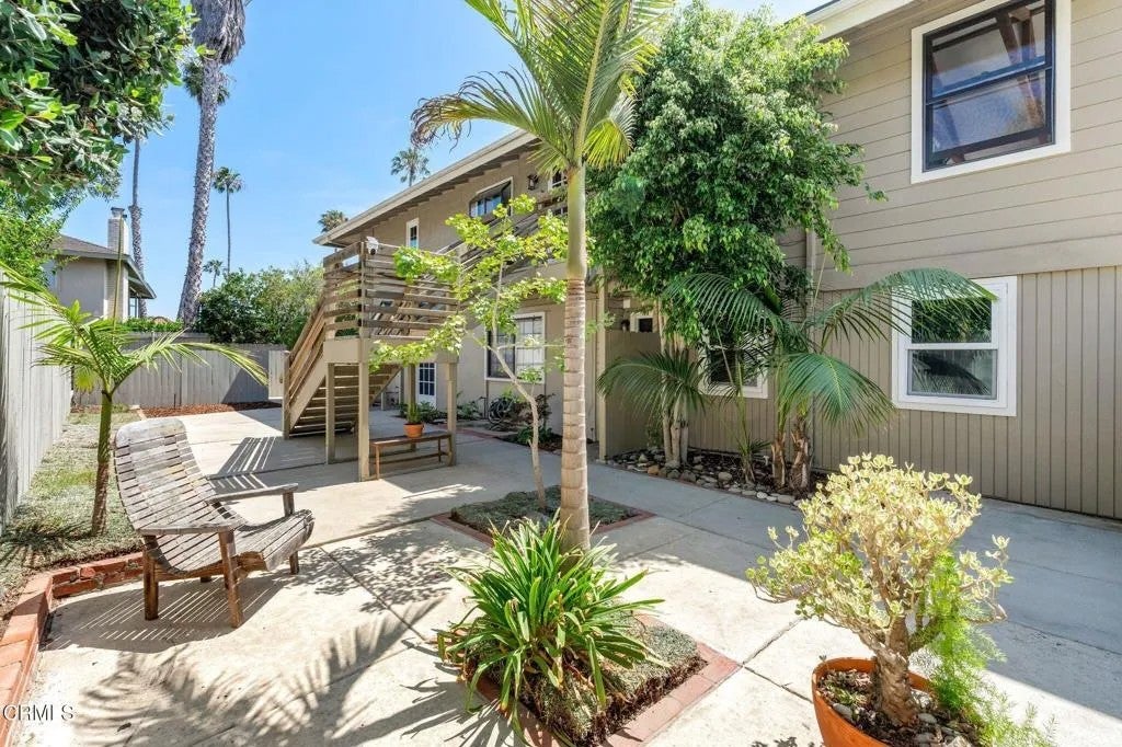 950 Seaside Court