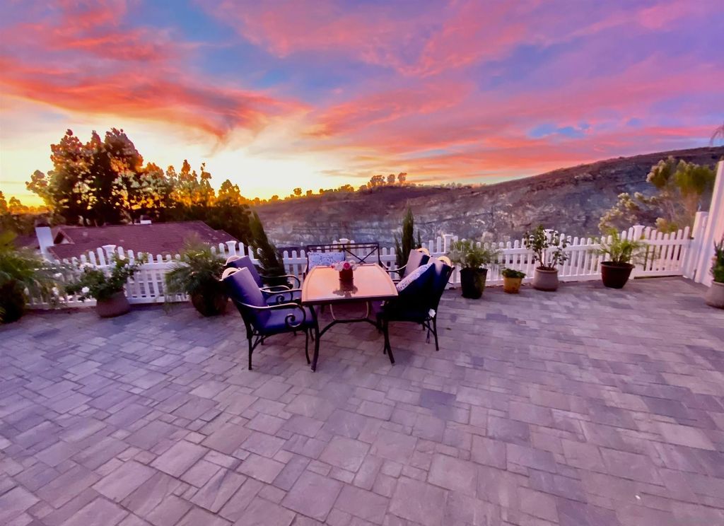 Photo of 8004 Mission Vista, San Diego, CA 92120 (MLS # 260001564)