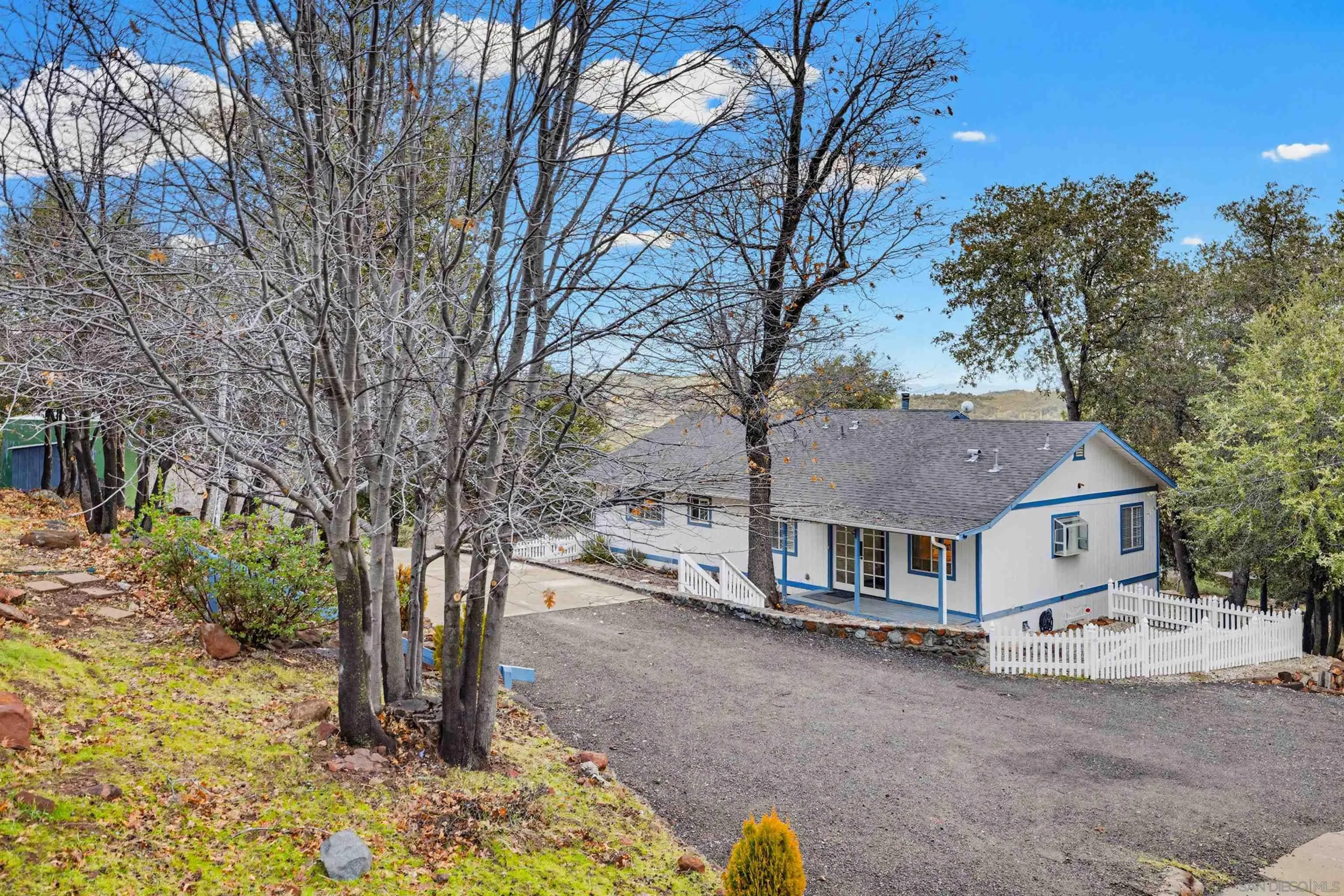 17009 Iron Springs Rd