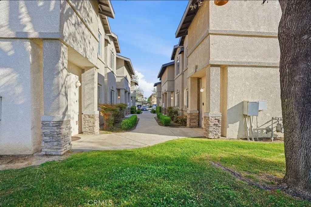 Photo of 600 Hosking AVE, Bakersfield, CA 93307 (MLS # SR26097231)