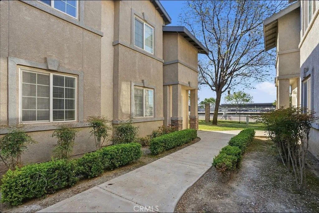 Photo of 600 Hosking AVE, Bakersfield, CA 93307 (MLS # SR26097231)