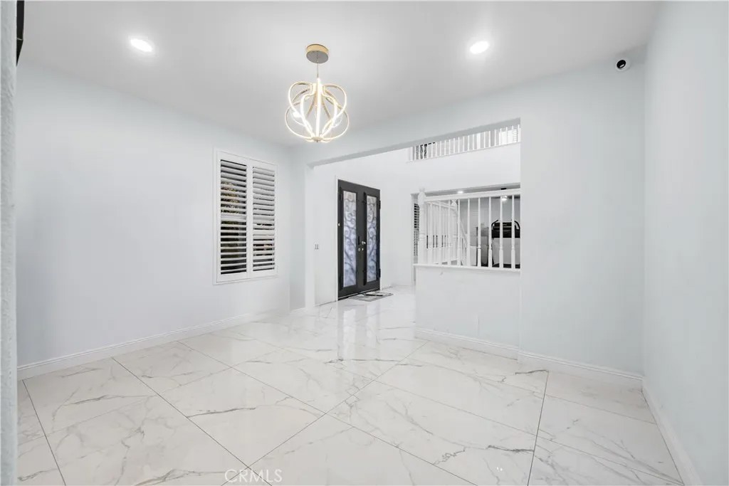 13859 Oak Leaf Way