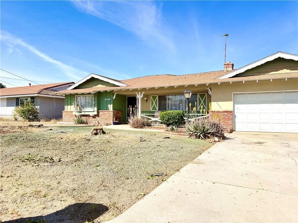 Photo of 25965 New Chicago Ave, Hemet, CA 92544 (MLS # IV26068619)