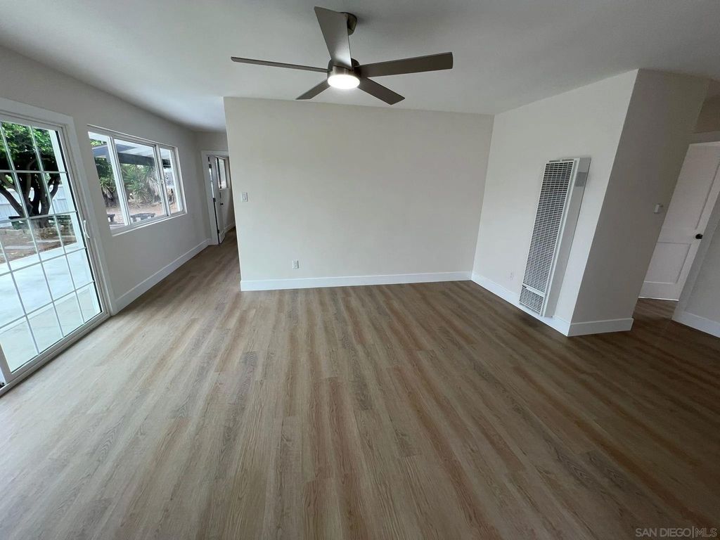 Photo of 1373 Lawana DR, Vista, CA 92083 (MLS # 260012617)