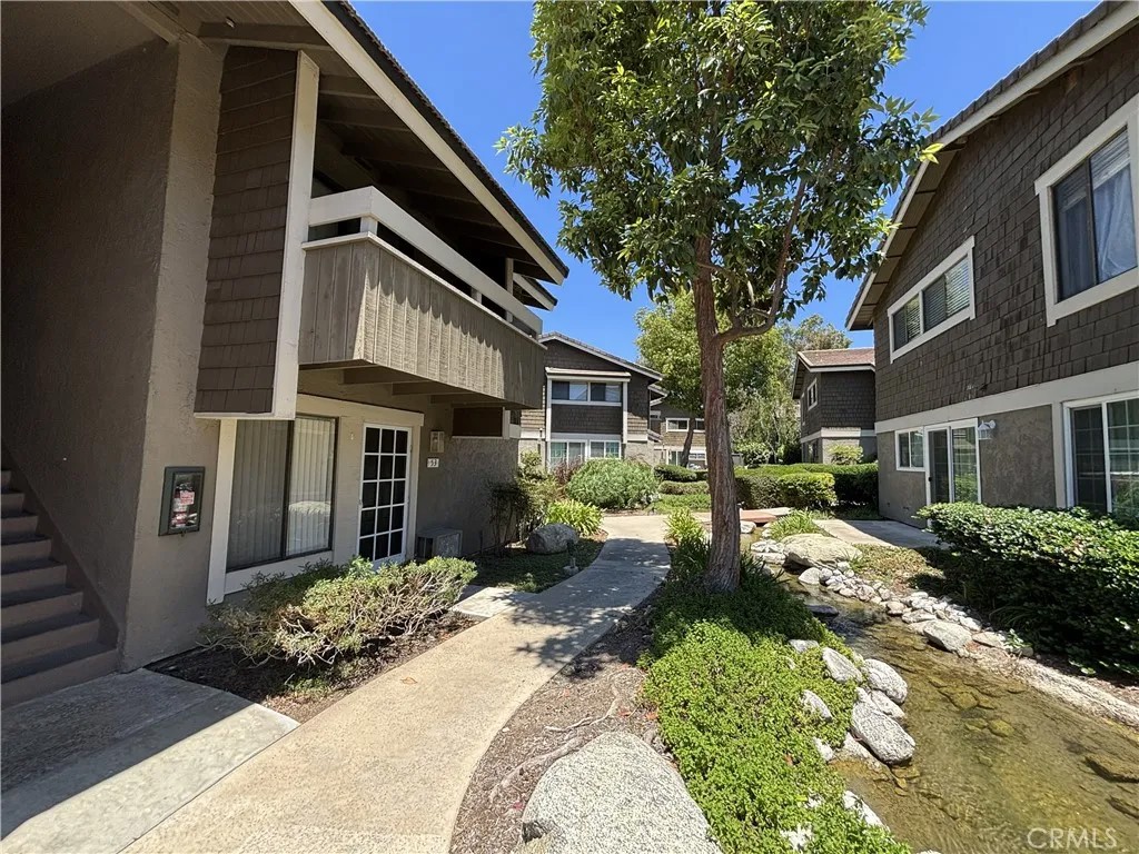 53 Streamwood