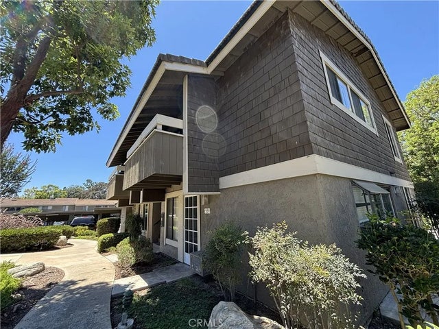53 Streamwood, Irvine