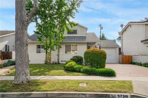 Tiny photo for 5730 Newcastle Avenue, Encino, CA 91316 (MLS # SR25234347)