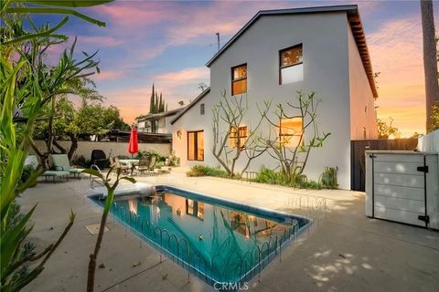 Tiny photo for 5730 Newcastle Avenue, Encino, CA 91316 (MLS # SR25234347)