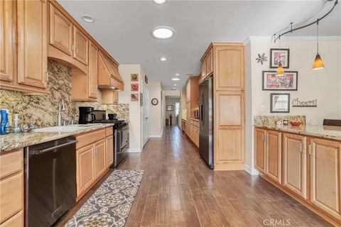 Tiny photo for 5730 Newcastle Avenue, Encino, CA 91316 (MLS # SR25234347)