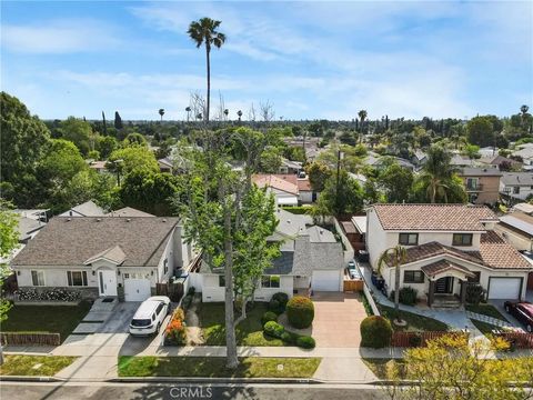Tiny photo for 5730 Newcastle Avenue, Encino, CA 91316 (MLS # SR25234347)