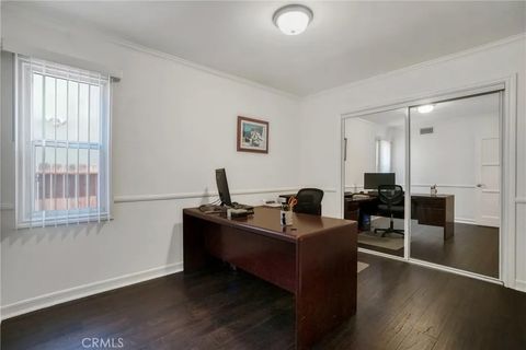 Tiny photo for 5730 Newcastle Avenue, Encino, CA 91316 (MLS # SR25234347)