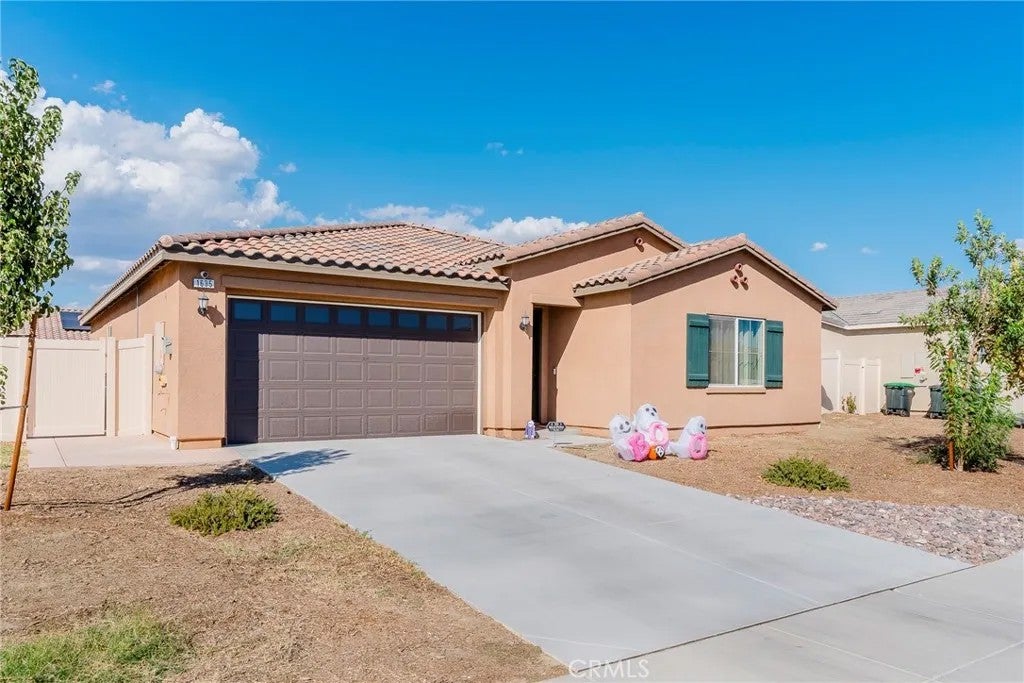 Photo of 1635 Southfork Way, San Jacinto, CA 92582 (MLS # CV26213665)
