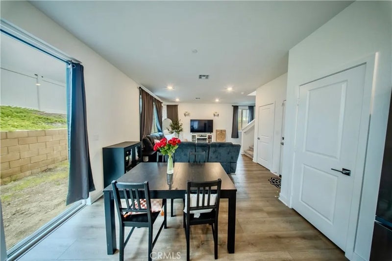 364 Castaic Way