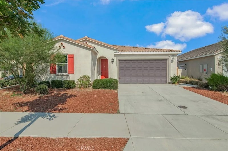 3315 S Primerose Drive