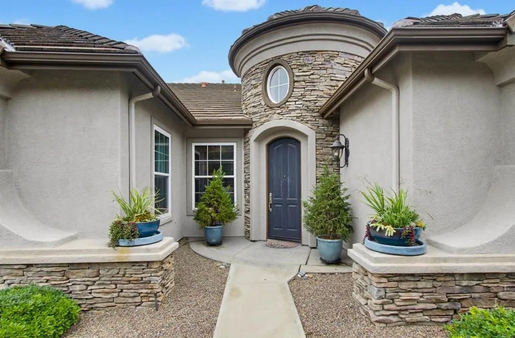 1139 Highland Park