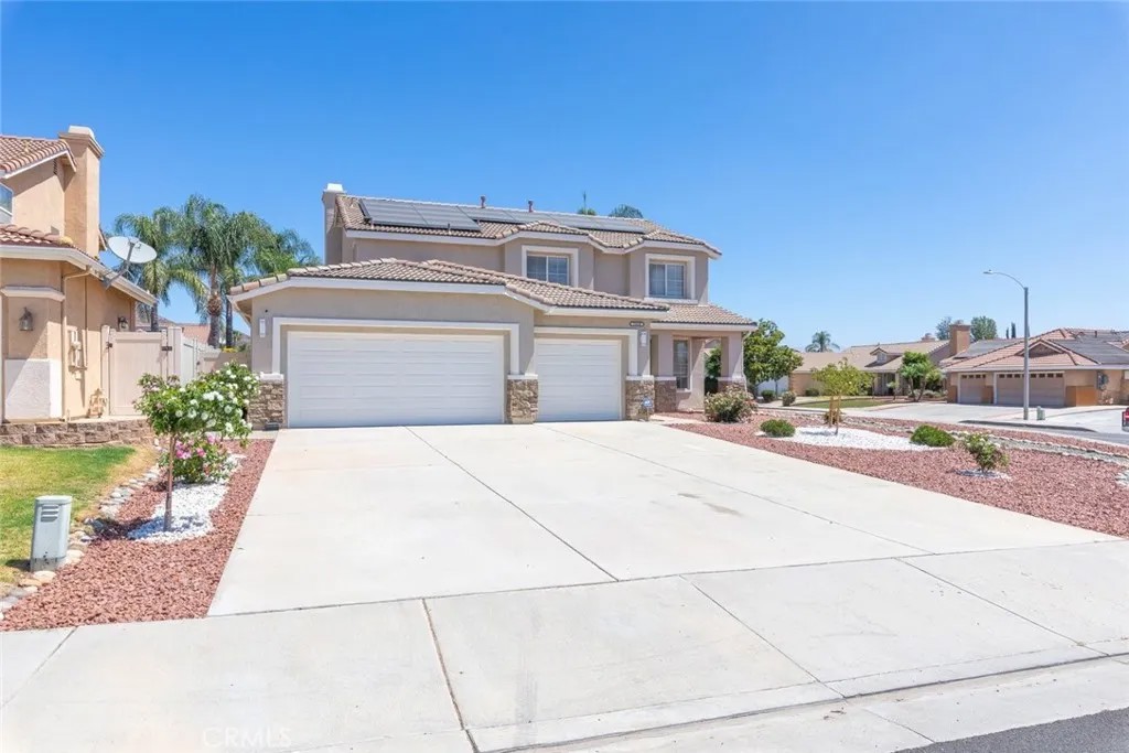 25460 Ridgemoor