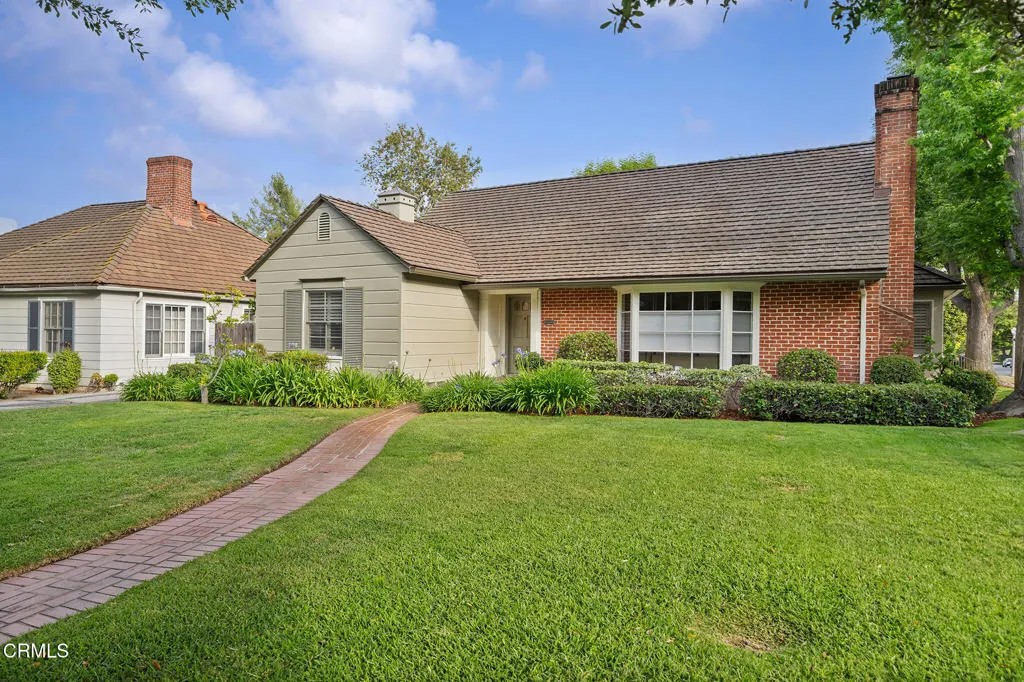 2240 Sherwood Road