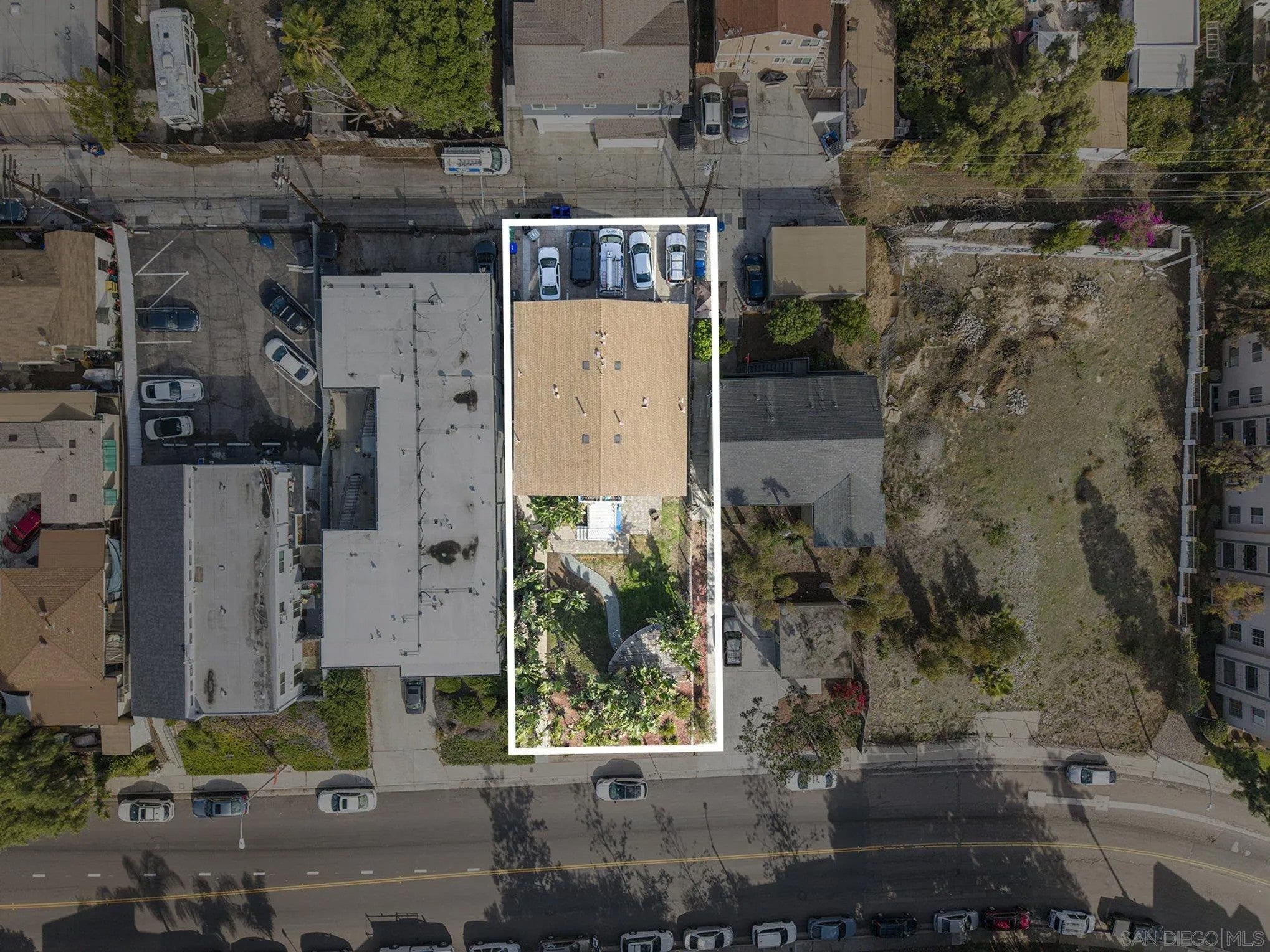 3042-48 Broadway
