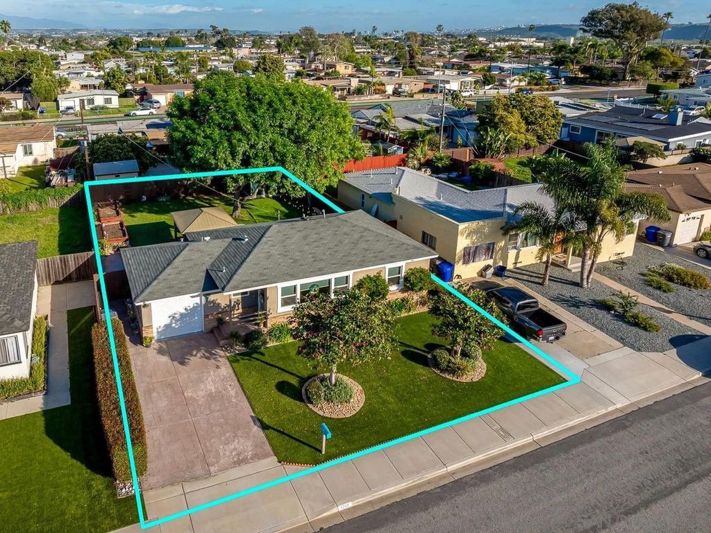 Photo of 1249 Downing Street, Imperial Beach, CA 91932 (MLS # 260003696)