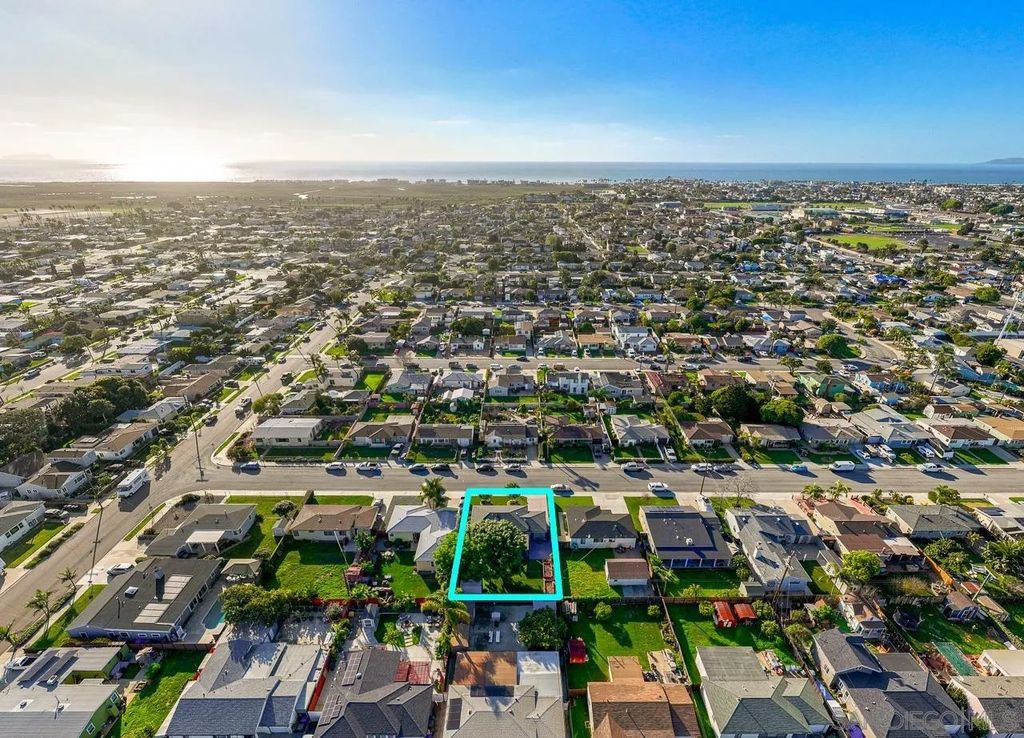 Photo of 1249 Downing Street, Imperial Beach, CA 91932 (MLS # 260003696)