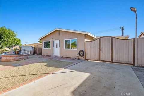 17406 Renault La Puente CA 91744