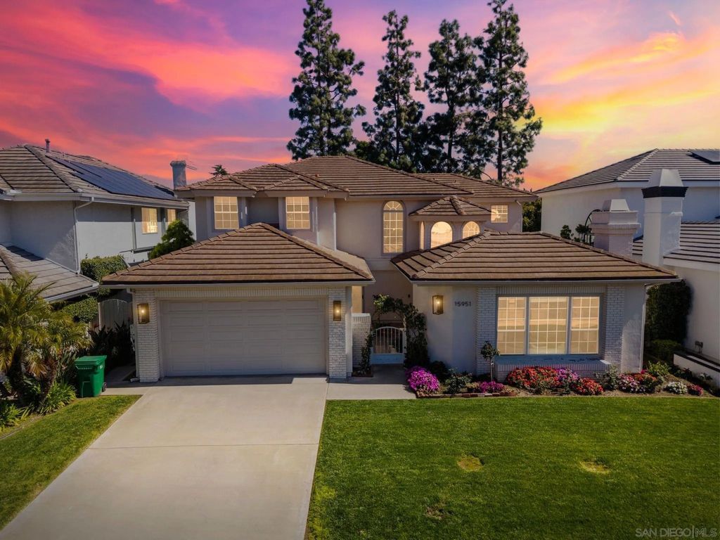 Photo of 15951 Avenida Calma, Rancho Santa Fe, CA 92091 (MLS # 260005458)