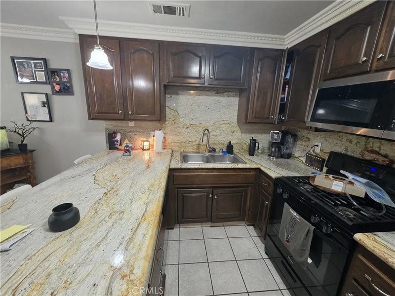 4705 Millbrook
