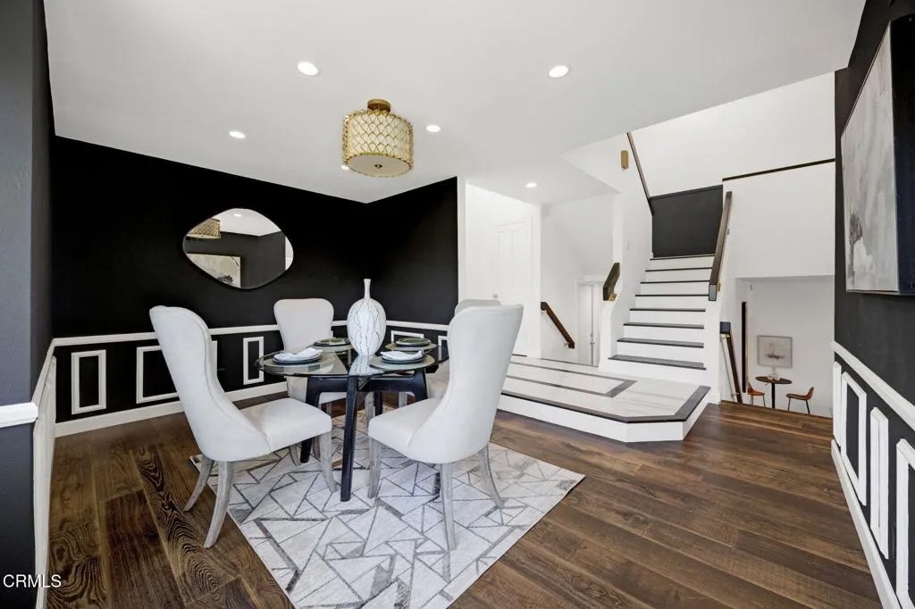 4655 Club View Drive