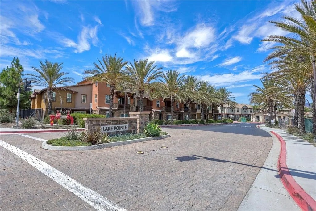 1514 Crown Lane 3