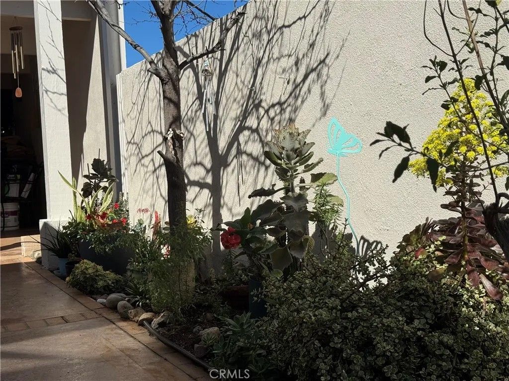 Photo of 24 Spicewood Way, Irvine, CA 92612 (MLS # OC26040285)