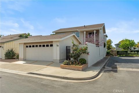 Photo of 24 Spicewood Way, Irvine, CA 92612 (MLS # OC26040285)