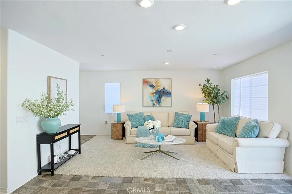 7486 Olive Grove