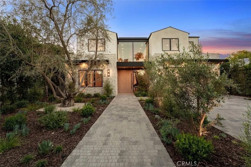 10433 Valley Spring Lane